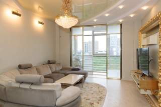 4-комнатная квартира