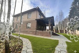 Дом, площадью 253 кв.м