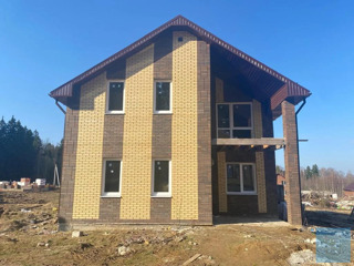 Дом, площадью 192 кв.м