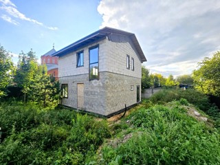 Дом, площадью 105 кв.м