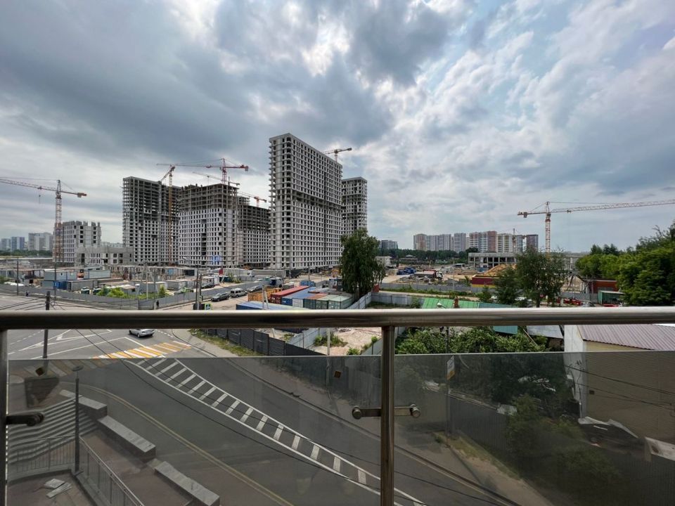 Продается 4-комнатная квартира, площадью 94.00 кв.м. Москва, улица 5-я Мякининская, дом 20