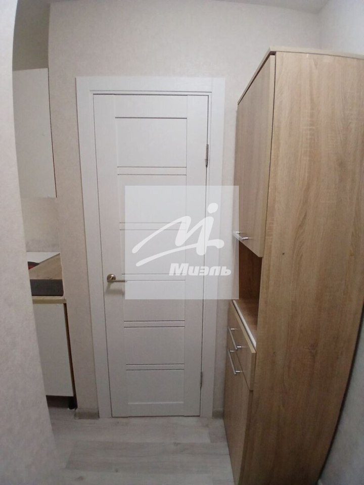 Продается 1-комнатная квартира, площадью 16.00 кв.м. Москва, Ленинский проспект, дом 85