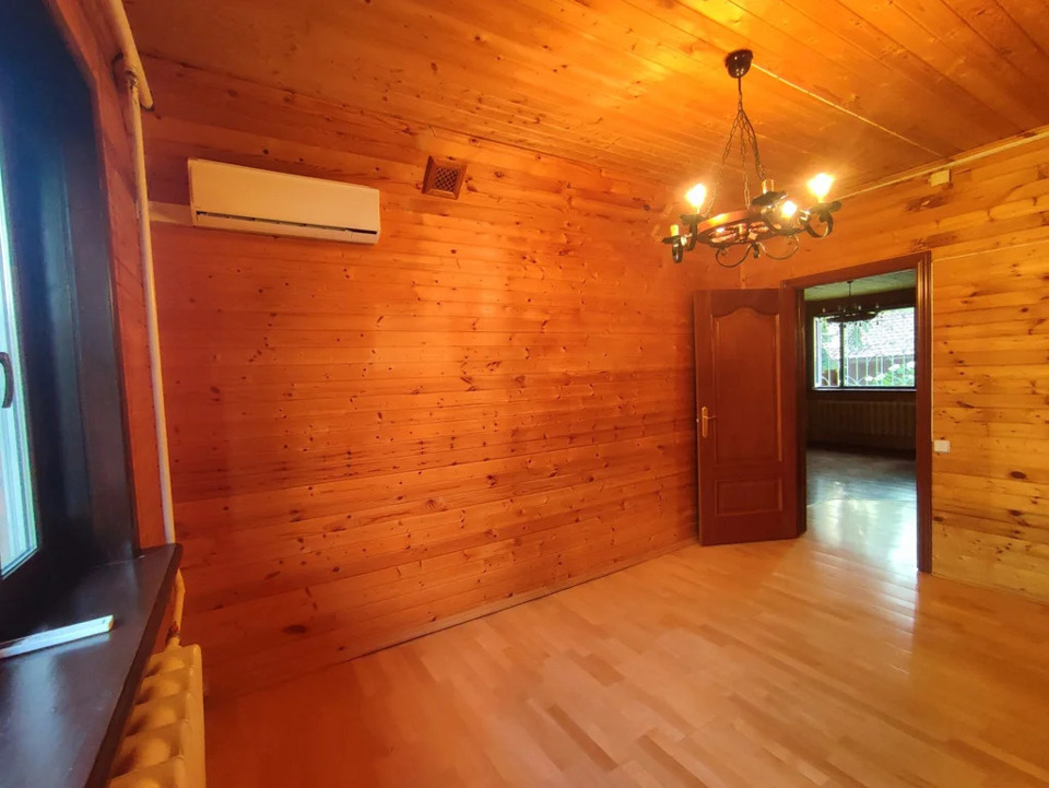 Продается дом, площадью 174.00 кв.м. Московская область, Наро-Фоминский городской округ, город Апрелевка, улица Республиканская, дом 28