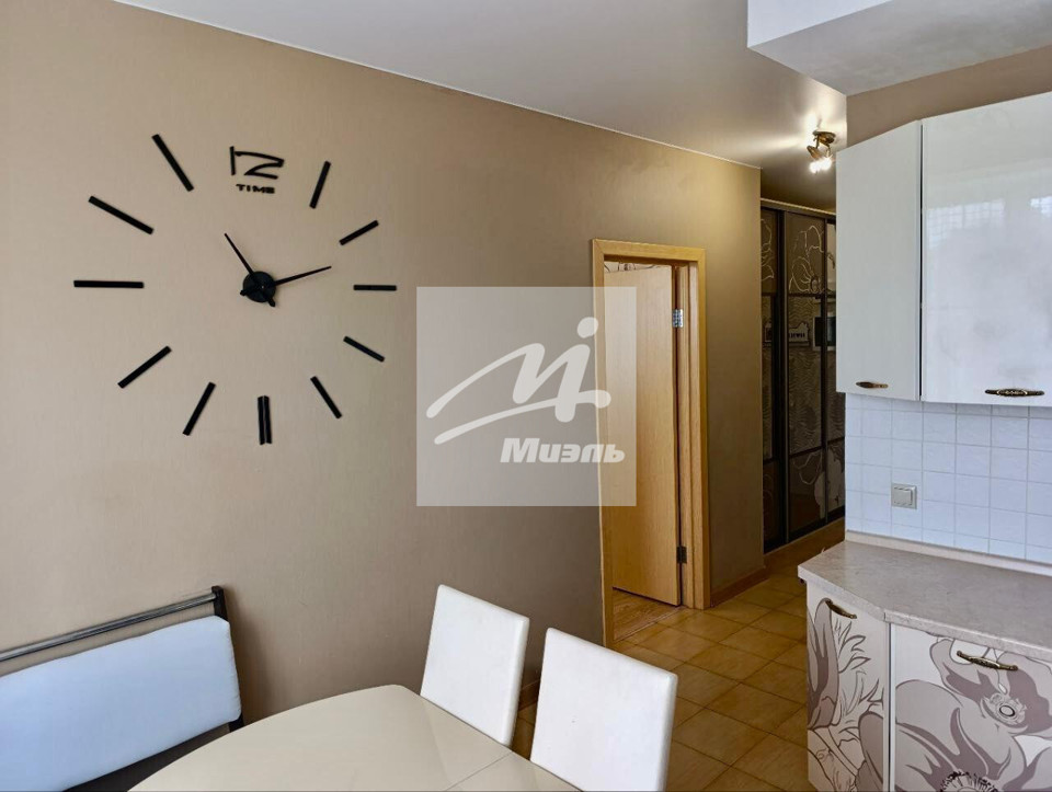 Продается 1-комнатная квартира, площадью 40.20 кв.м. Московская область, Дмитровский городской округ, село Озерецкое, Радости бульвар, дом 16