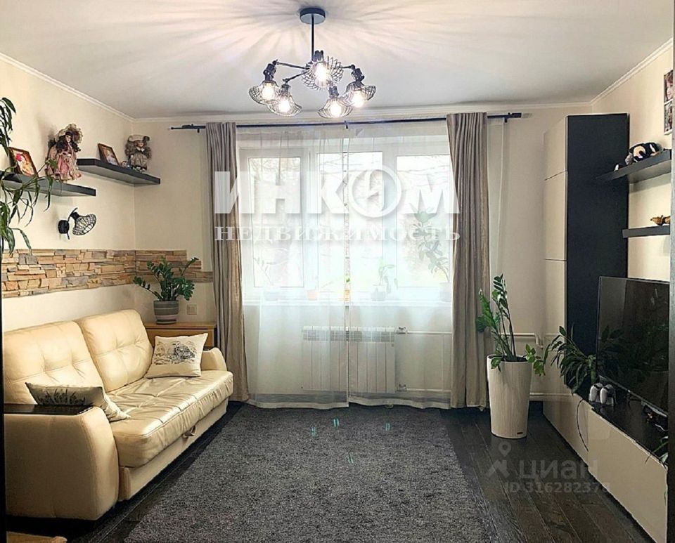 Продается 4-комнатная квартира, площадью 85.00 кв.м. Москва, улица Улофа Пальме, дом 3