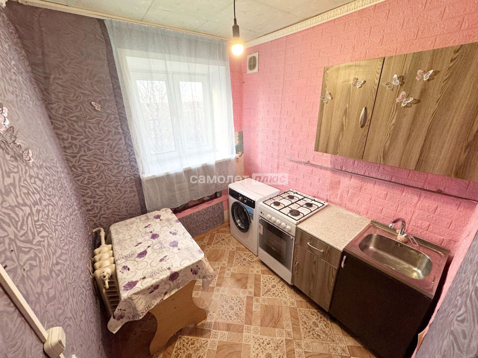 Продается 1-комнатная квартира, площадью 28.60 кв.м. Московская область, Орехово-Зуево городской округ, город Куровское, улица Коммунистическая, дом 34