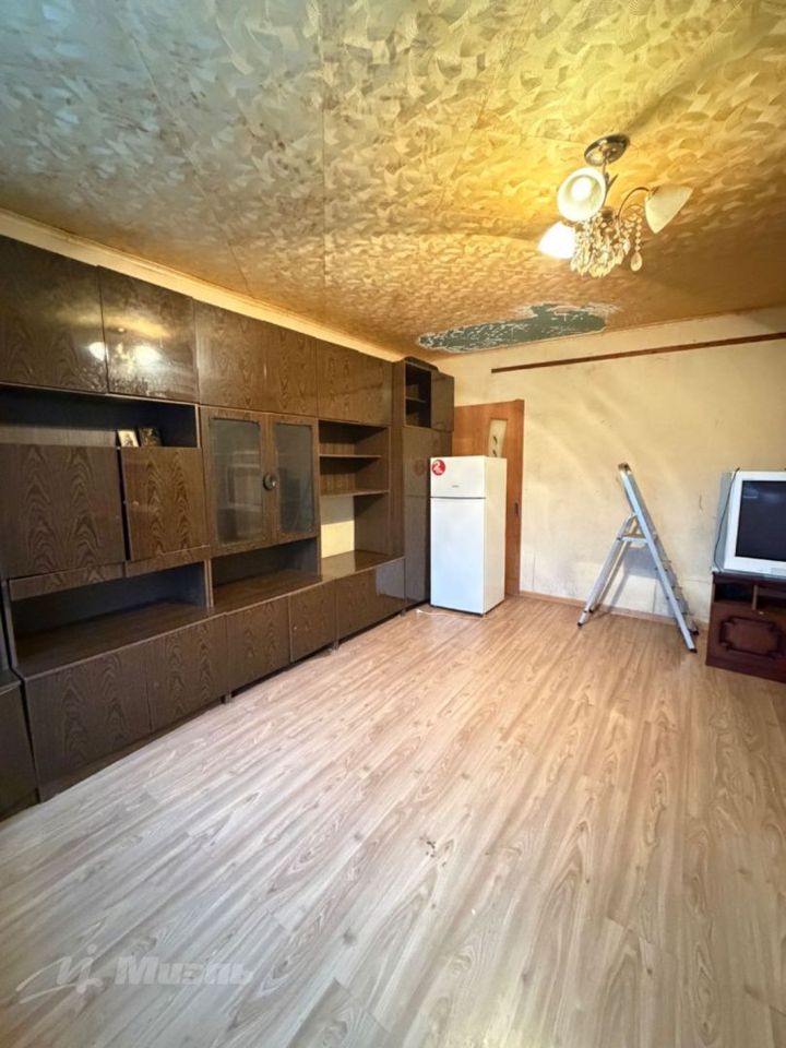 Продается 1-комнатная квартира, площадью 32.30 кв.м. Московская область, Орехово-Зуево городской округ, поселок Верея, улица Свободы, дом 1