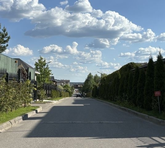 Продается дом, площадью 240.00 кв.м. Московская область, Красногорск городской округ, село Дмитровское