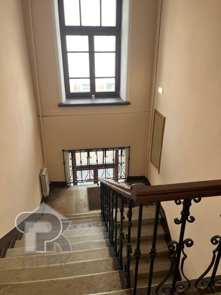 Продается 3-комнатная квартира, площадью 74.30 кв.м. Москва, переулок Нижний Кисельный