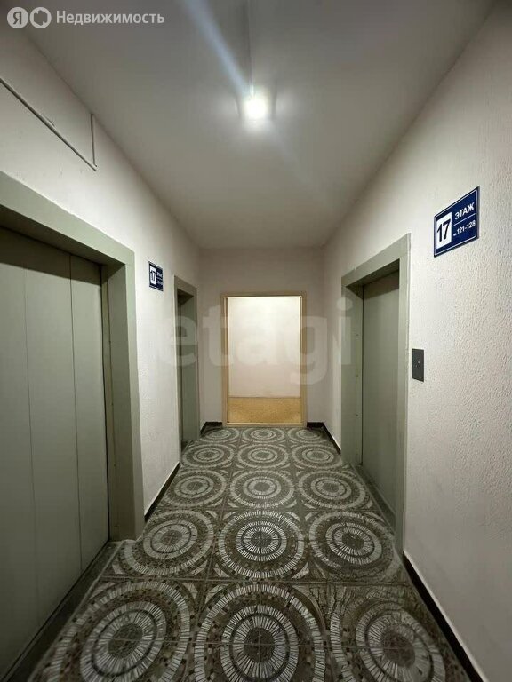 Продается 2-комнатная квартира, площадью 60.00 кв.м. Москва, улица Загорьевская, дом 17