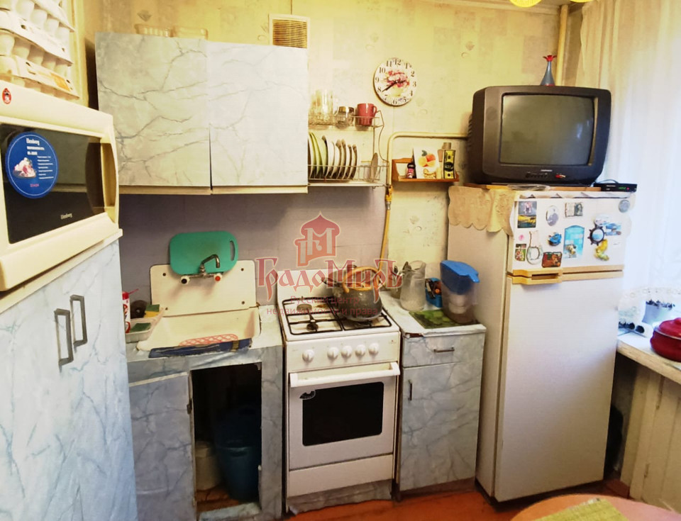 Продается 1-комнатная квартира, площадью 31.70 кв.м. Московская область, Сергиево-Посадский район, поселок Реммаш, улица Мира, дом 16