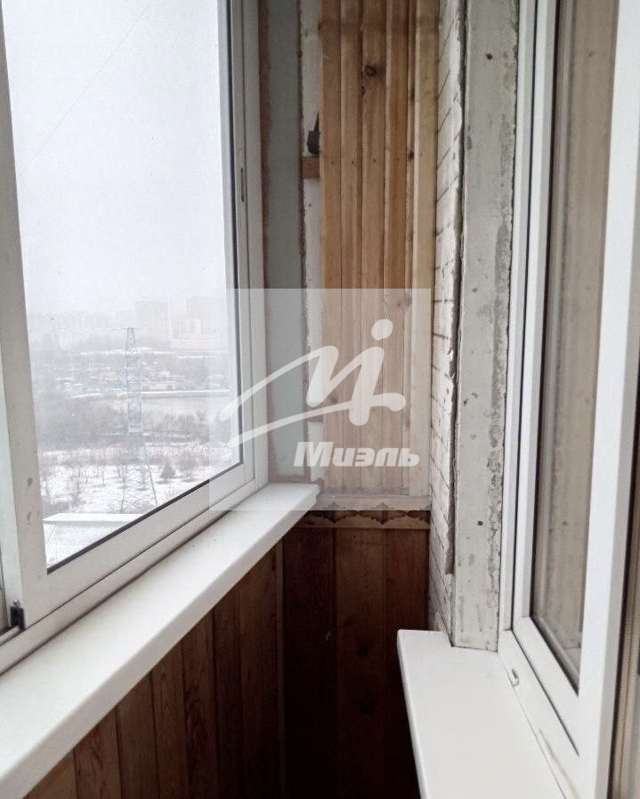 Продается 1-комнатная квартира, площадью 37.00 кв.м. Москва, улица Привольная, дом 13к1