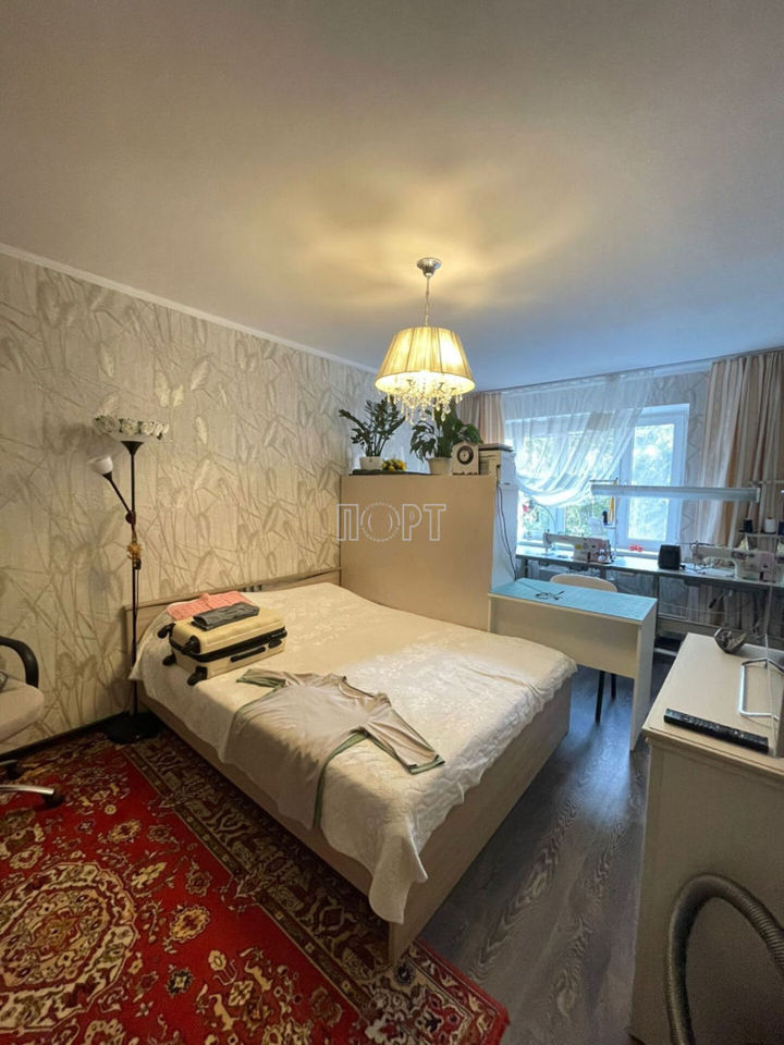 Продается 2-комнатная квартира, площадью 49.20 кв.м. Московская область, Пушкинский район, дачный поселок Зеленоградский, улица Островского, дом 13