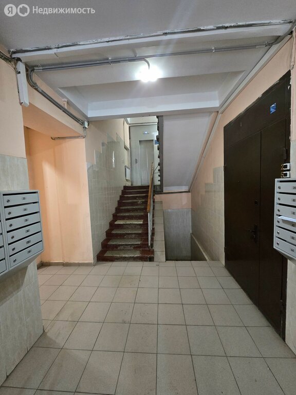 Продается 1-комнатная квартира, площадью 33.60 кв.м. Москва, Варшавское шоссе, дом 81к1