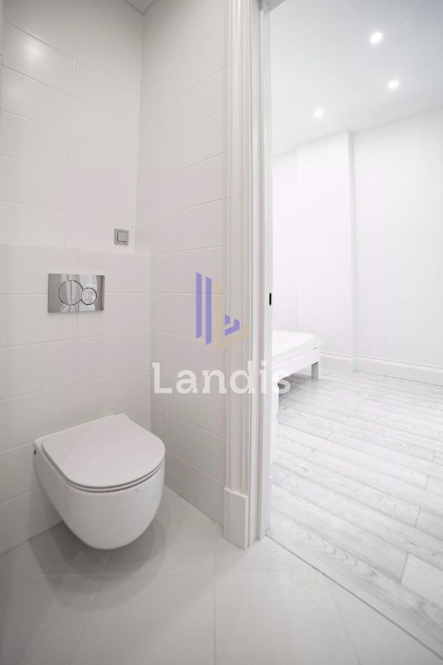 Продается 1-комнатная квартира, площадью 53.00 кв.м. Москва, улица 2-я Брестская, дом 6