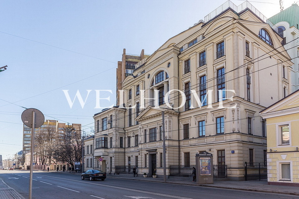 Продается 8-комнатная квартира, площадью 450.00 кв.м. Москва, улица Большая Никитская, дом 45