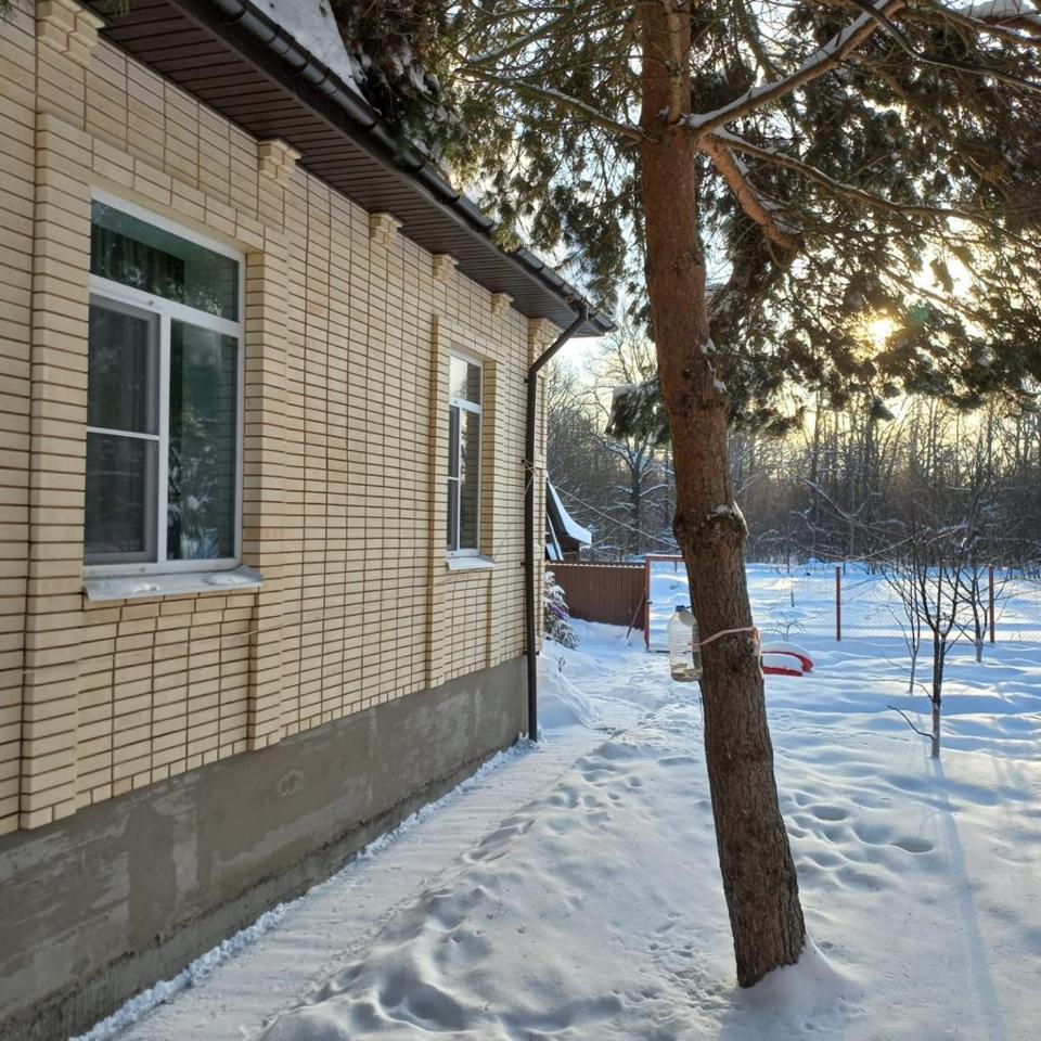 Продается дом, площадью 300.00 кв.м. Московская область, Истра городской округ, деревня Петровское