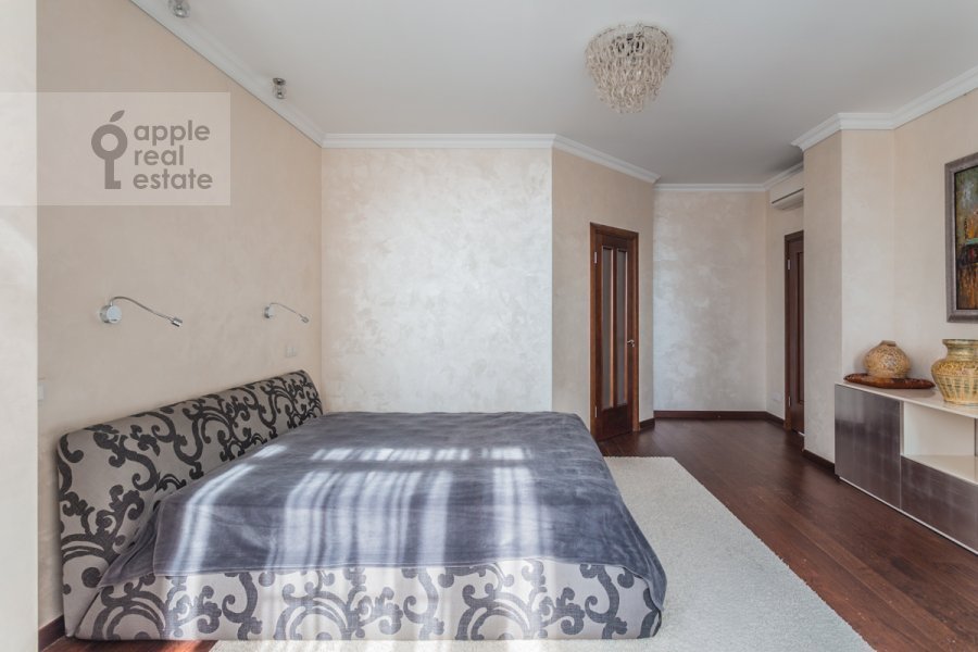Продается 4-комнатная квартира, площадью 112.00 кв.м. Москва, Филевский бульвар, дом 24к3