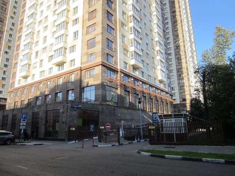 Продается 2-комнатная квартира, площадью 114.00 кв.м. Москва, улица Первомайская, дом 42