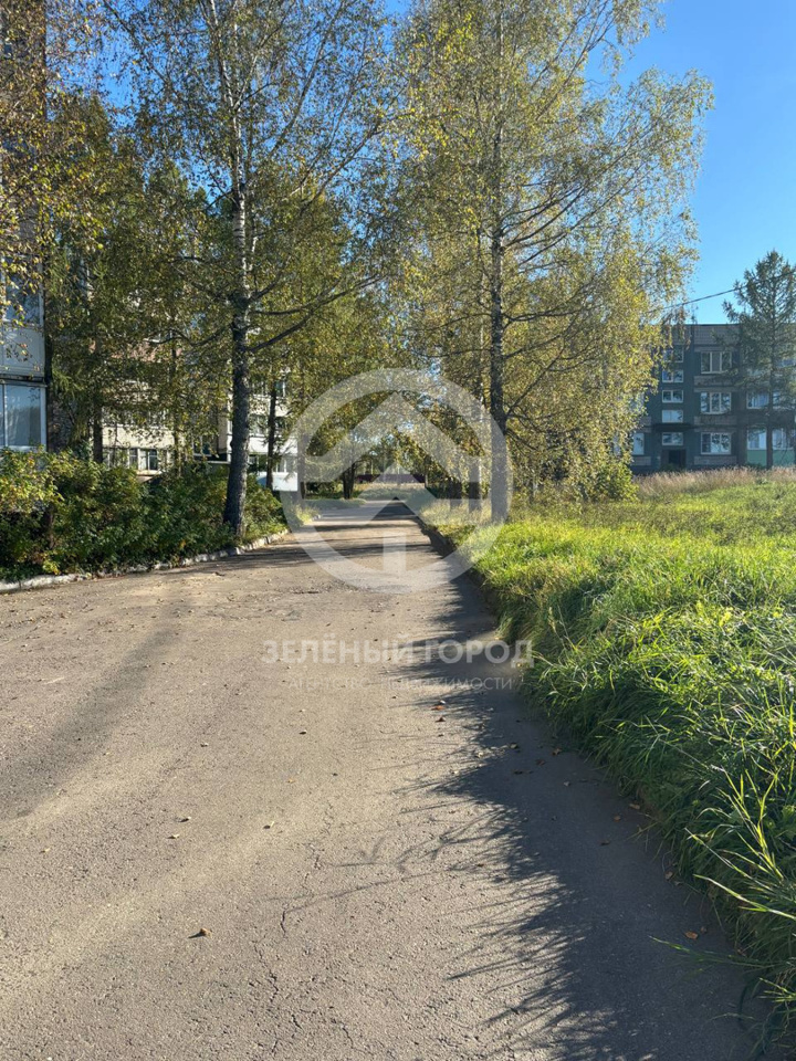 Продается 2-комнатная квартира, площадью 56.00 кв.м. Московская область, Клин городской округ, город Клин, улица Центральная, дом 1