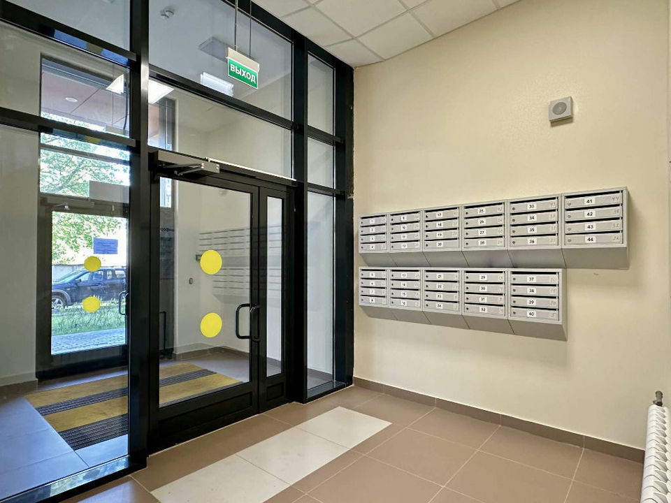 Продается 1-комнатная квартира, площадью 42.00 кв.м. Москва, улица Кедрова, дом 16к3