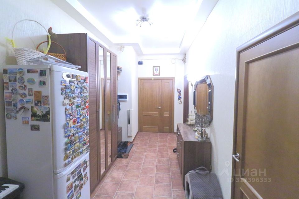 Продается 4-комнатная квартира, площадью 87.80 кв.м. Москва, переулок Трехпрудный, дом 11/13с2