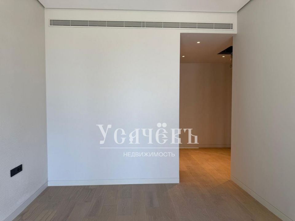 Продается 2-комнатная квартира, площадью 65.00 кв.м. Москва, улица Братьев Фонченко