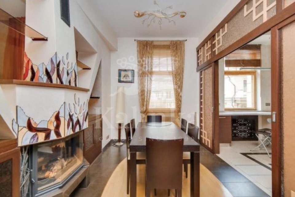 Продается 3-комнатная квартира, площадью 149.00 кв.м. Москва, переулок Зачатьевский 1-й