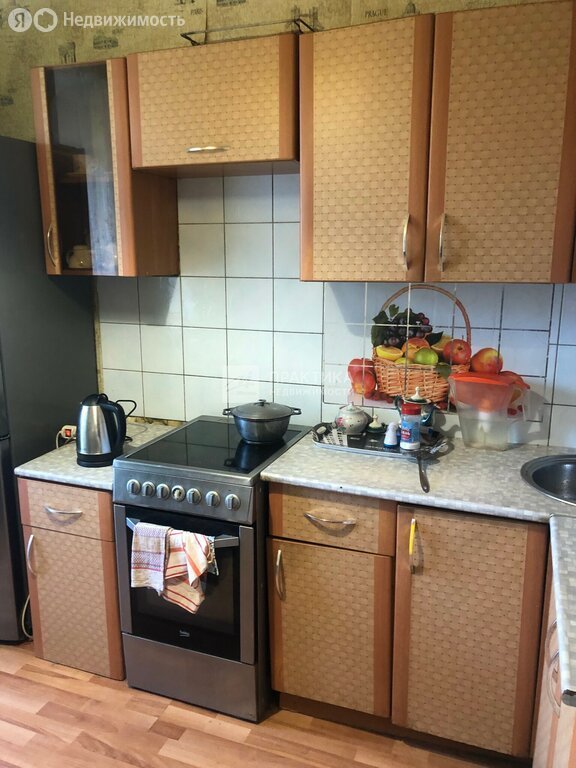 Продается 2-комнатная квартира, площадью 52.00 кв.м. Москва, улица Амундсена, дом 7