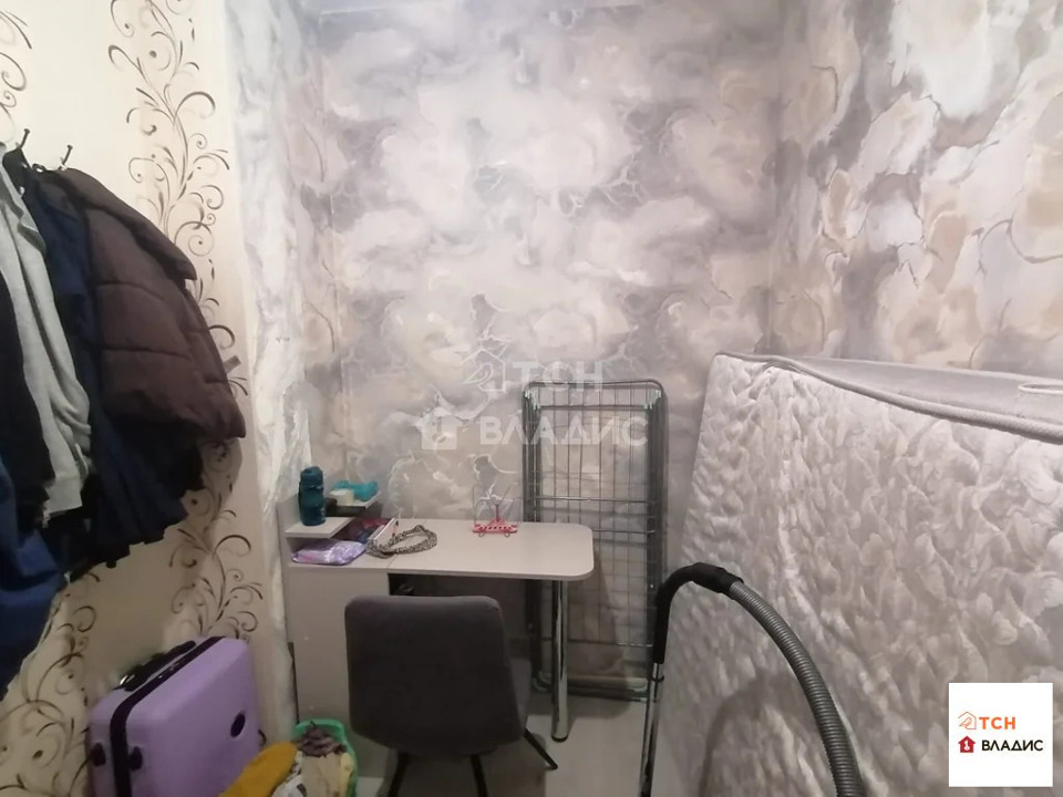 Продается 1-комнатная квартира, площадью 34.20 кв.м. Московская область, Лосино-Петровский городской округ, поселок Свердловский, улица Строителей