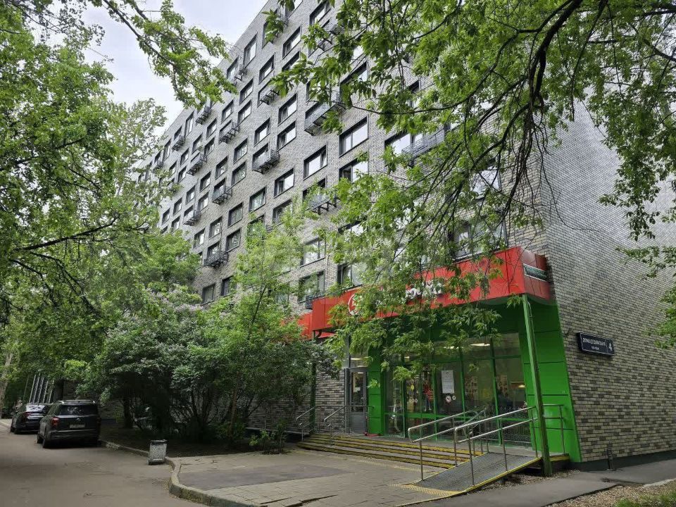 Продается 1-комнатная квартира, площадью 37.00 кв.м. Москва, улица Домодедовская, дом 4