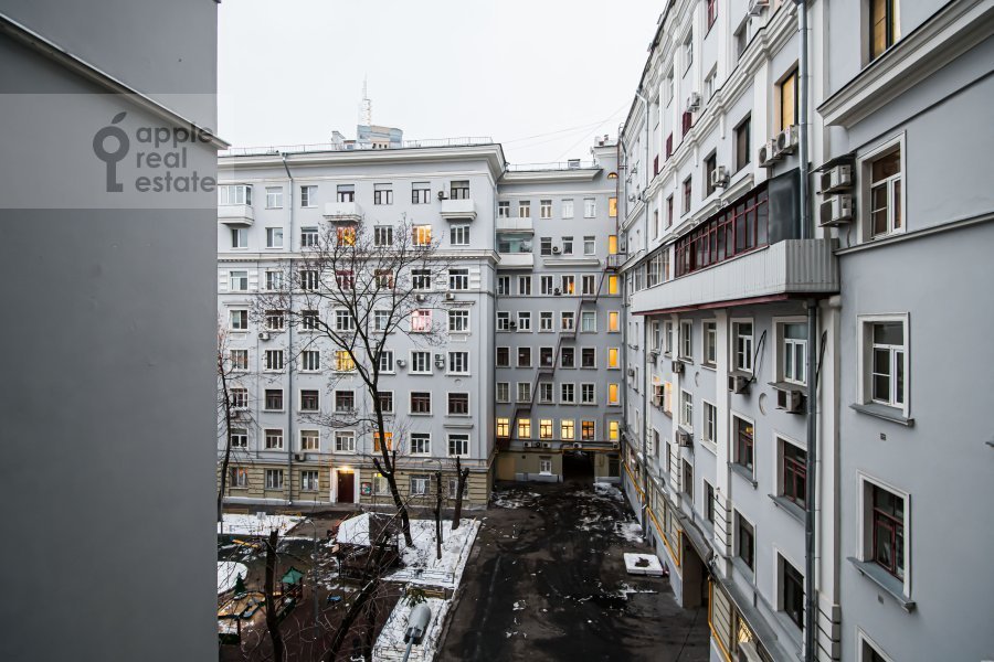 Продается 3-комнатная квартира, площадью 67.00 кв.м. Москва, улица Маши Порываевой, дом 38