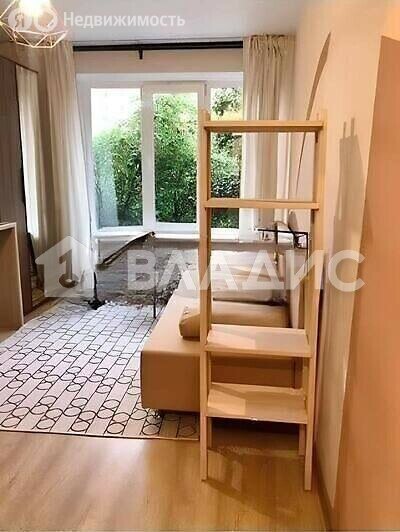 Продается 1-комнатная квартира, площадью 15.00 кв.м. Москва, улица Дегунинская, дом 1к4