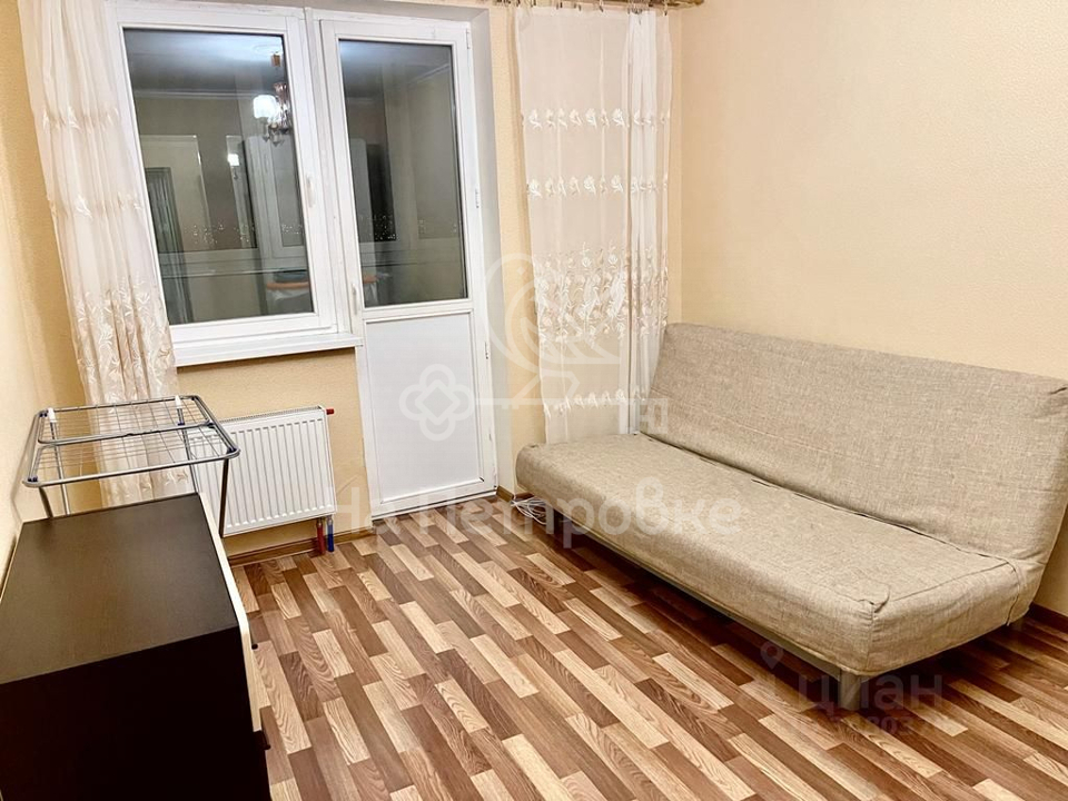 Продается 2-комнатная квартира, площадью 62.00 кв.м. Москва, улица Бутлерова, дом 6