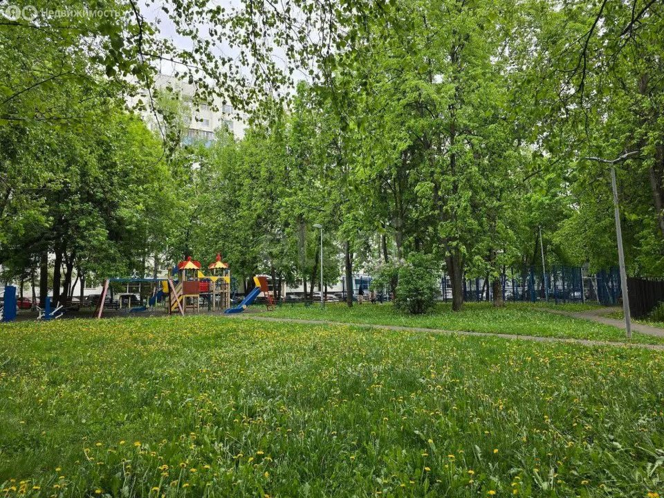 Продается 1-комнатная квартира, площадью 37.00 кв.м. Москва, улица Домодедовская, дом 4