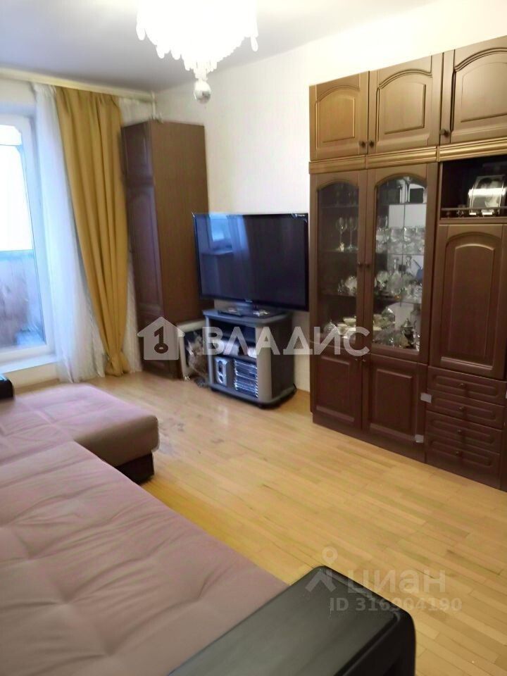 Продается 2-комнатная квартира, площадью 54.40 кв.м. Москва, улица Миклухо-Маклая, дом 38