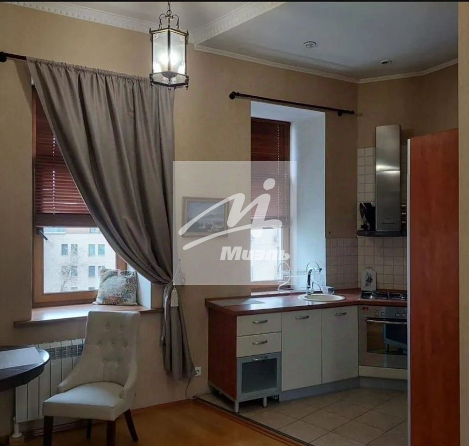 Продается 1-комнатная квартира, площадью 37.50 кв.м. Москва, улица Большая Ордынка, дом 68