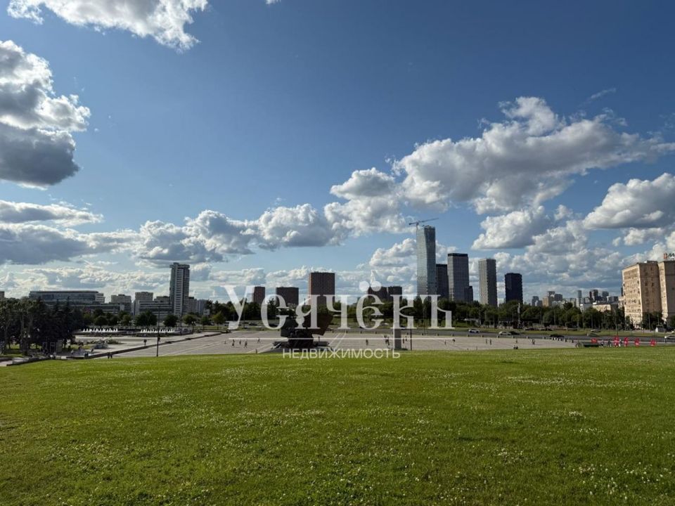 Продается 2-комнатная квартира, площадью 67.00 кв.м. Москва, улица Братьев Фонченко