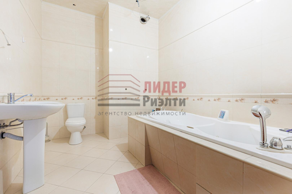 Продается 4-комнатная квартира, площадью 176.00 кв.м. Москва, Мичуринский проспект, дом 6к1