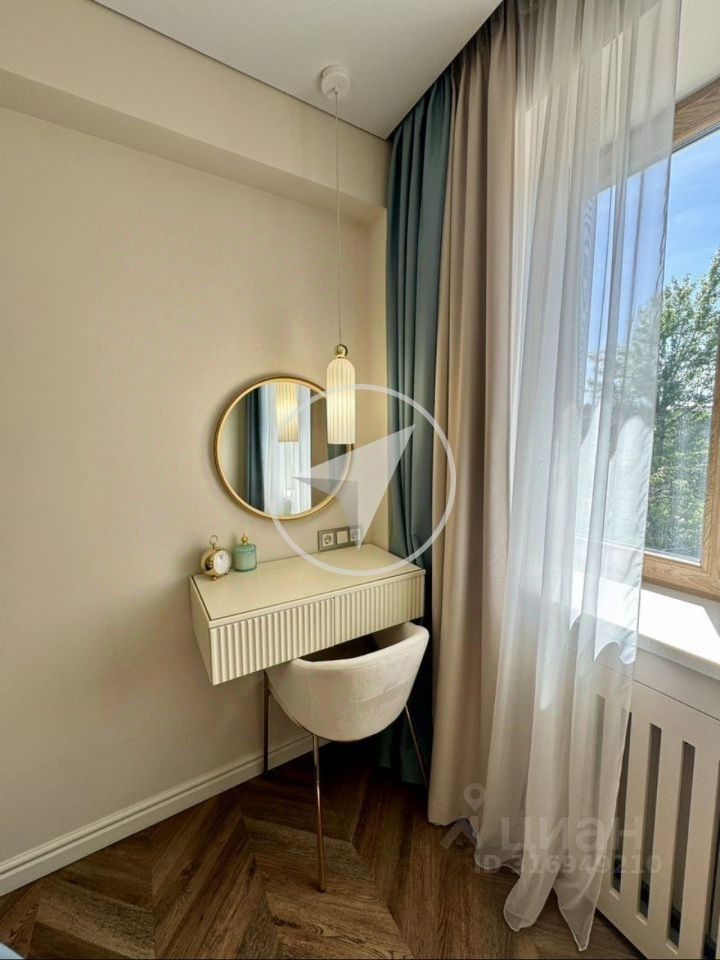 Продается 2-комнатная квартира, площадью 44.00 кв.м. Москва, Комсомольский проспект, дом 30