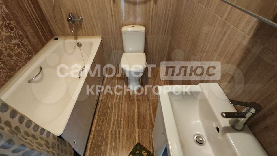 Продается 1-комнатная квартира, площадью 43.30 кв.м. Московская область, Одинцовский район, поселок городского типа Заречье, улица Тихая, дом 26к2