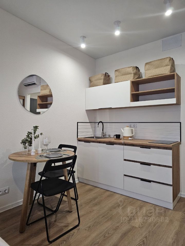 Продается 1-комнатная квартира, площадью 20.00 кв.м. Москва, улица Амурская, дом 2к2