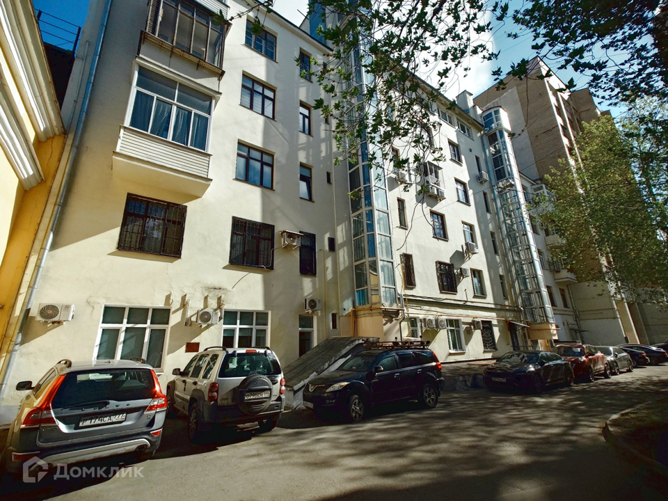 Продается 1-комнатная квартира, площадью 15.50 кв.м. Москва, улица Покровка, дом 41