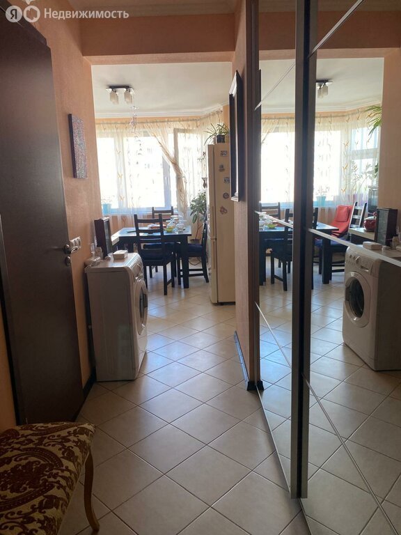 Продается 3-комнатная квартира, площадью 76.00 кв.м. Москва, Московский проспект