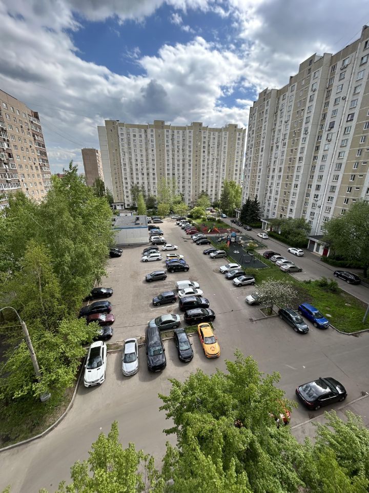 Продается 1-комнатная квартира, площадью 37.70 кв.м. Москва, проезд Керамический, дом 49к2
