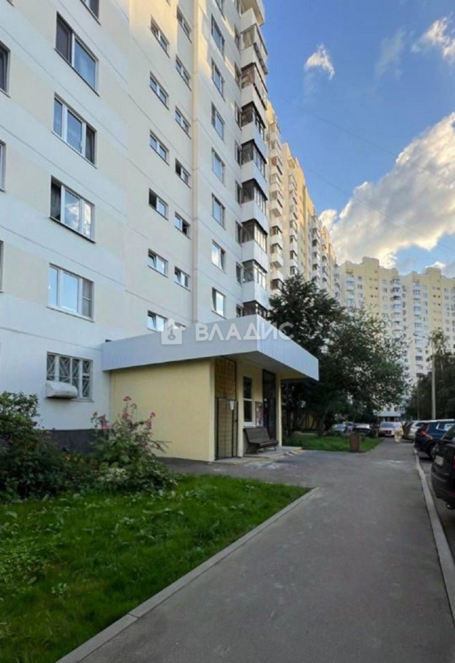 Продается 3-комнатная квартира, площадью 74.10 кв.м. Москва, улица Барышиха, дом 44