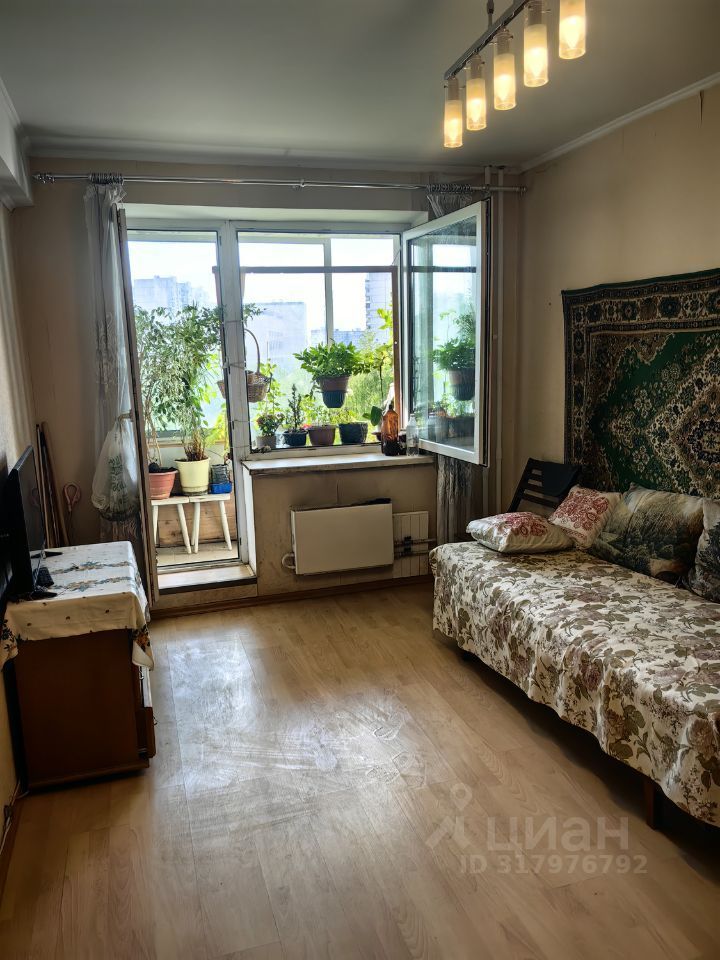 Продается 2-комнатная квартира, площадью 59.80 кв.м. Москва, улица Никулинская, дом 12к2