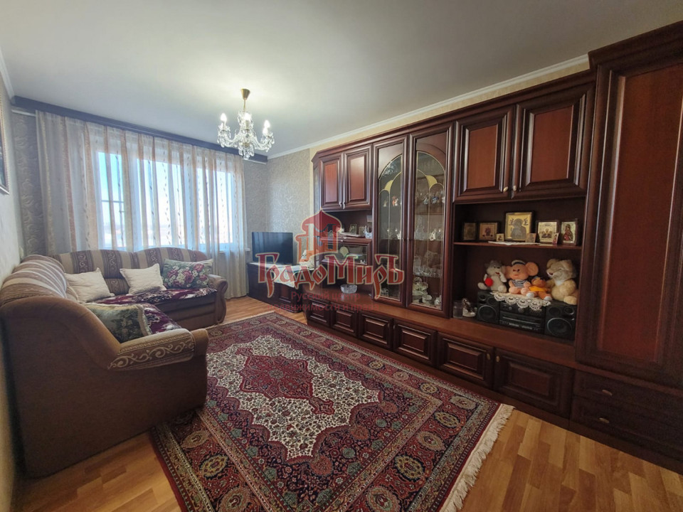 Продается 3-комнатная квартира, площадью 62.30 кв.м. Москва, улица Бусиновская Горка, дом 2