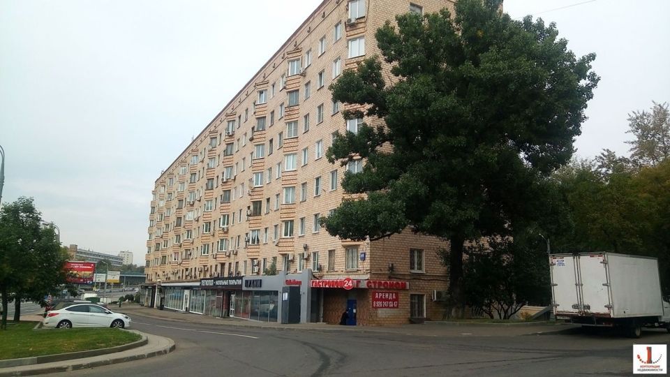 Продается 3-комнатная квартира, площадью 56.00 кв.м. Москва, Варшавское шоссе, дом 69к1