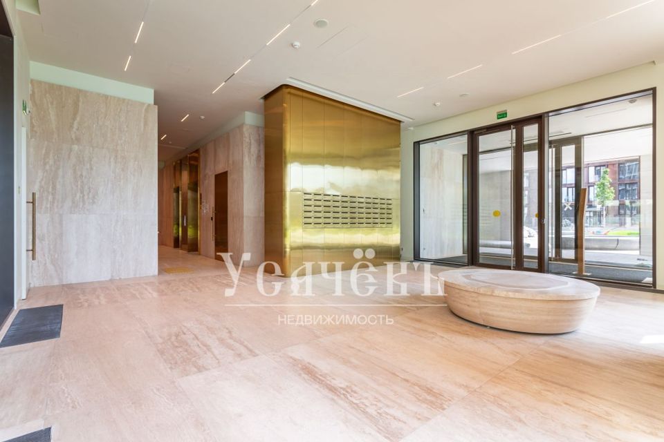 Продается 7-комнатная квартира, площадью 266.00 кв.м. Москва, улица Братьев Фонченко